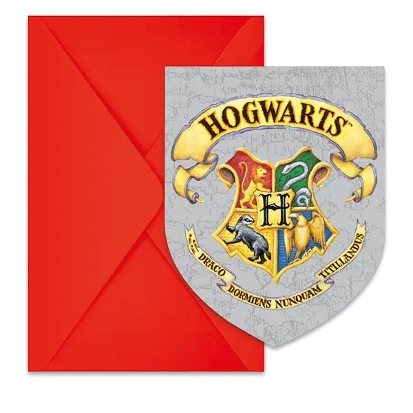 La boutique Aux 2 Balais : 6 invitations Poudlard en carton avec blason Harry Potter et enveloppes rouges.