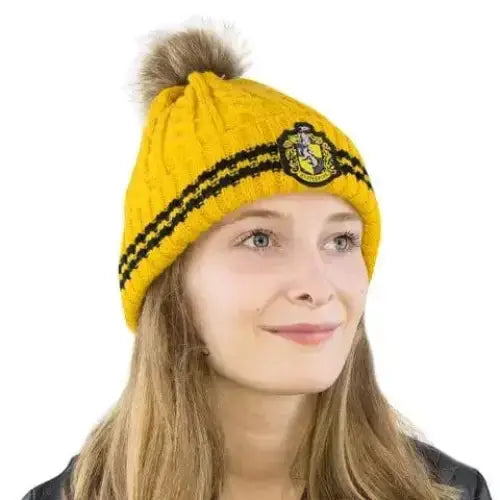 Bonnet À Pompom - Poufsouffle -  La boutique Aux 2 Balais