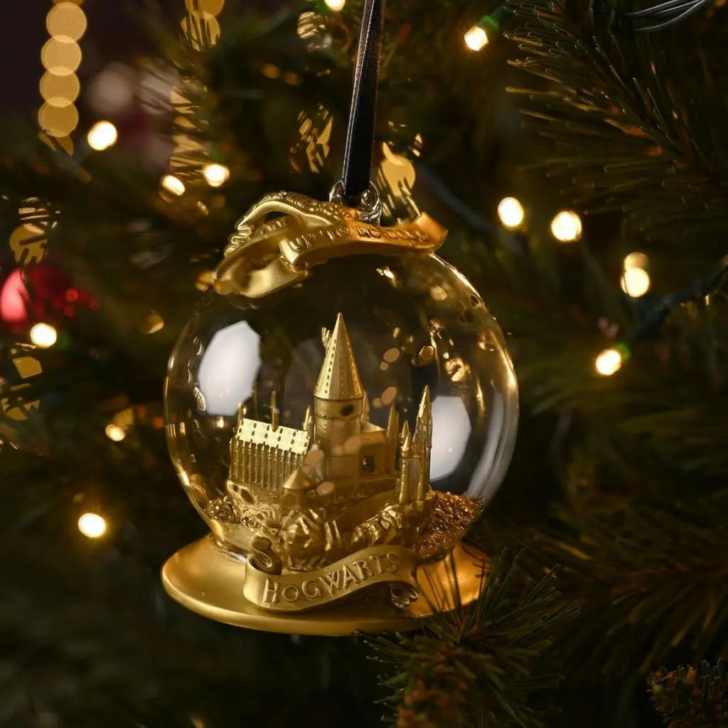 Boule de Noël Château Poudlard Doré - Harry Potter -  La boutique Aux 2 Balais