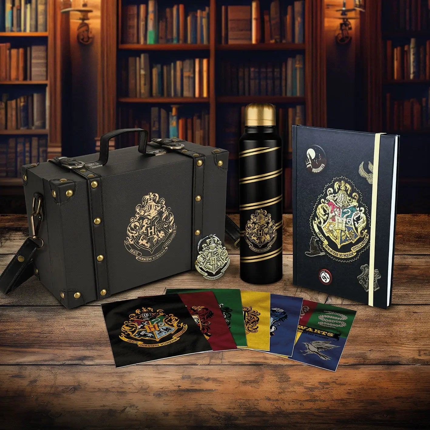 Coffret Cadeau Harry Potter Poudlard Premium -  La boutique Aux 2 Balais