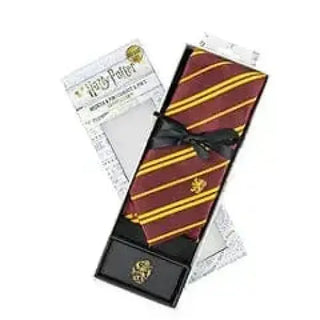 Cravate Deluxe Gryffondor avec pin’s - Harry Potter -  La boutique Aux 2 Balais