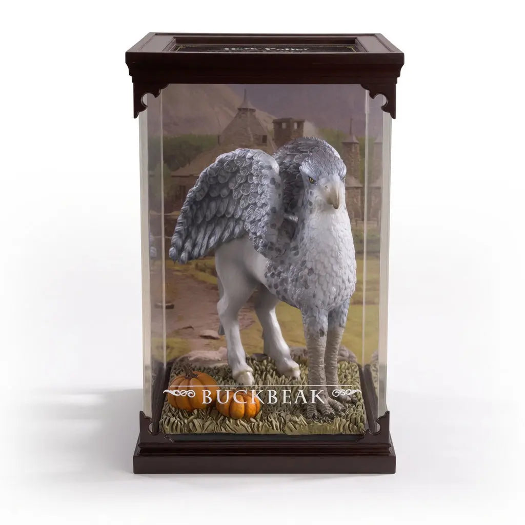 Figurine Buckbeak hippogriffe Harry Potter Noble Collection PVC 17cm ailes deployees vue face