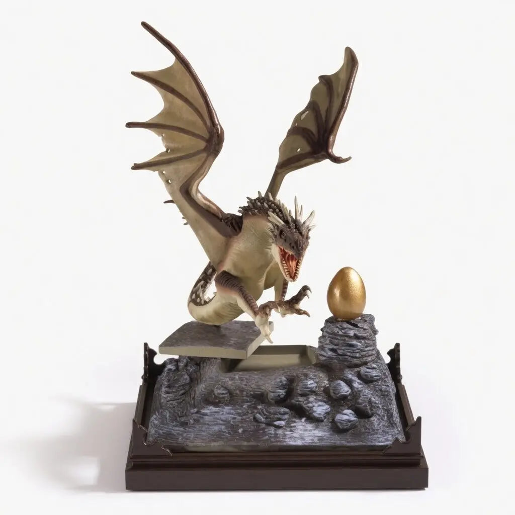 Figurine Magyar a Pointes dragon Harry Potter Tournoi Sorciers Noble Collection PVC 17cm ailes deployees