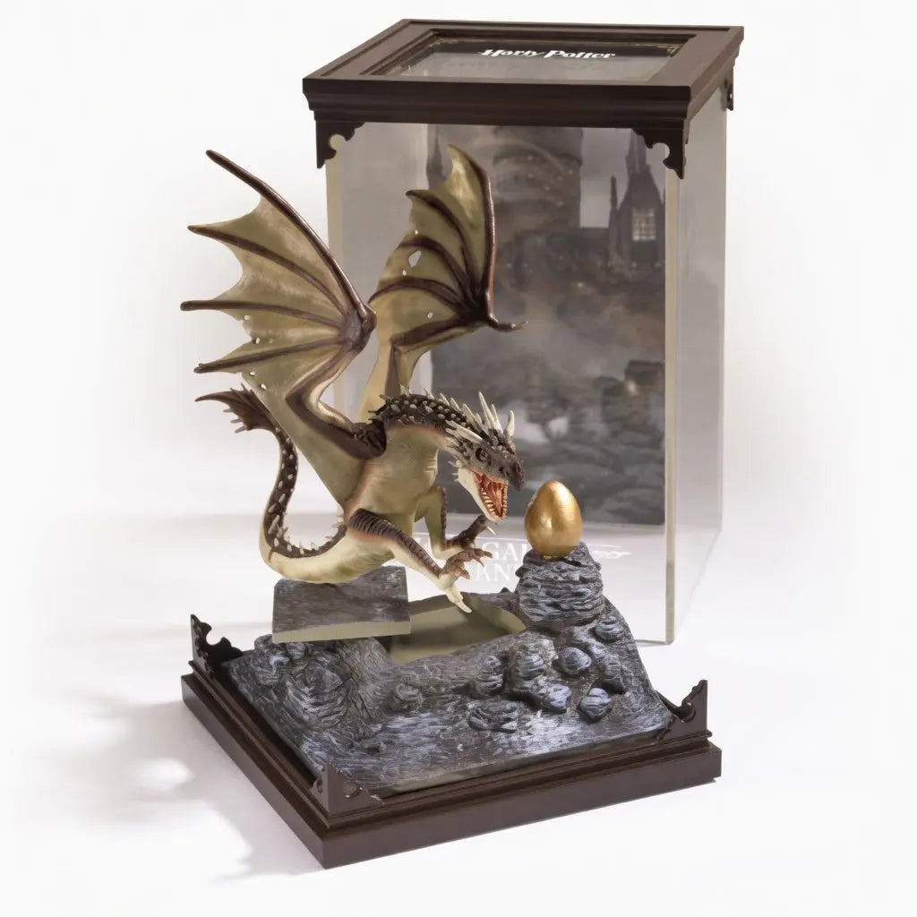 Figurine Magyar a Pointes Noble Collection boite collector transparente presentation cadeau fan HP