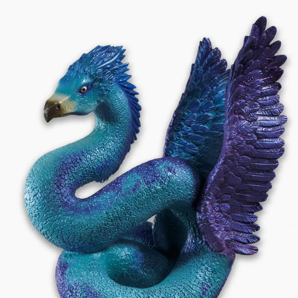 Figurine Occamy posee sur etagere collection Animaux Fantastiques Noble Collection boite collector
