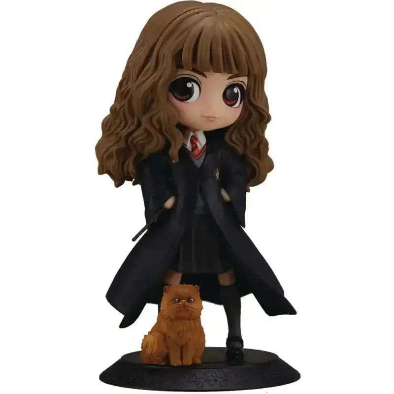 Figurine Hermione avec Pattenrond -  La boutique Aux 2 Balais