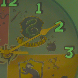 Horloge 4 Maisons Phosphorescente – Harry Potter