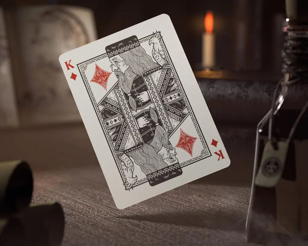 Jeu de cartes Harry Potter Gryffondor Editon Premium -  La boutique Aux 2 Balais