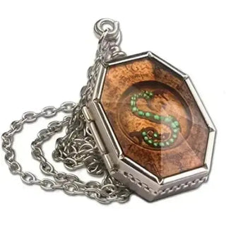 Médaillon de Salazar Serpentard - Horcruxe -  La boutique Aux 2 Balais