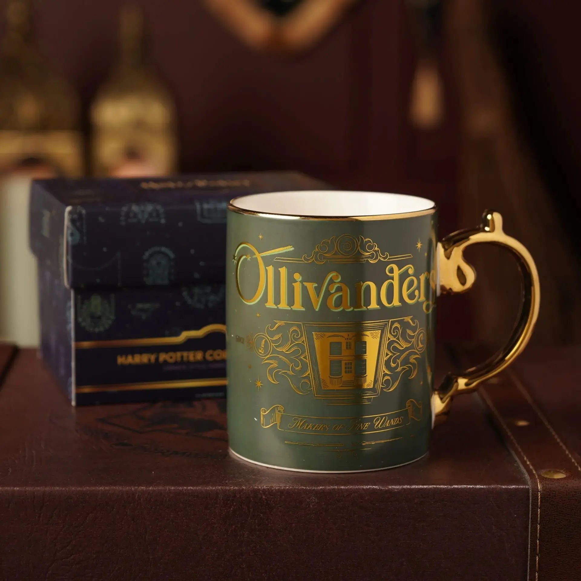 Mug Ollivanders Gold Edition -  La boutique Aux 2 Balais