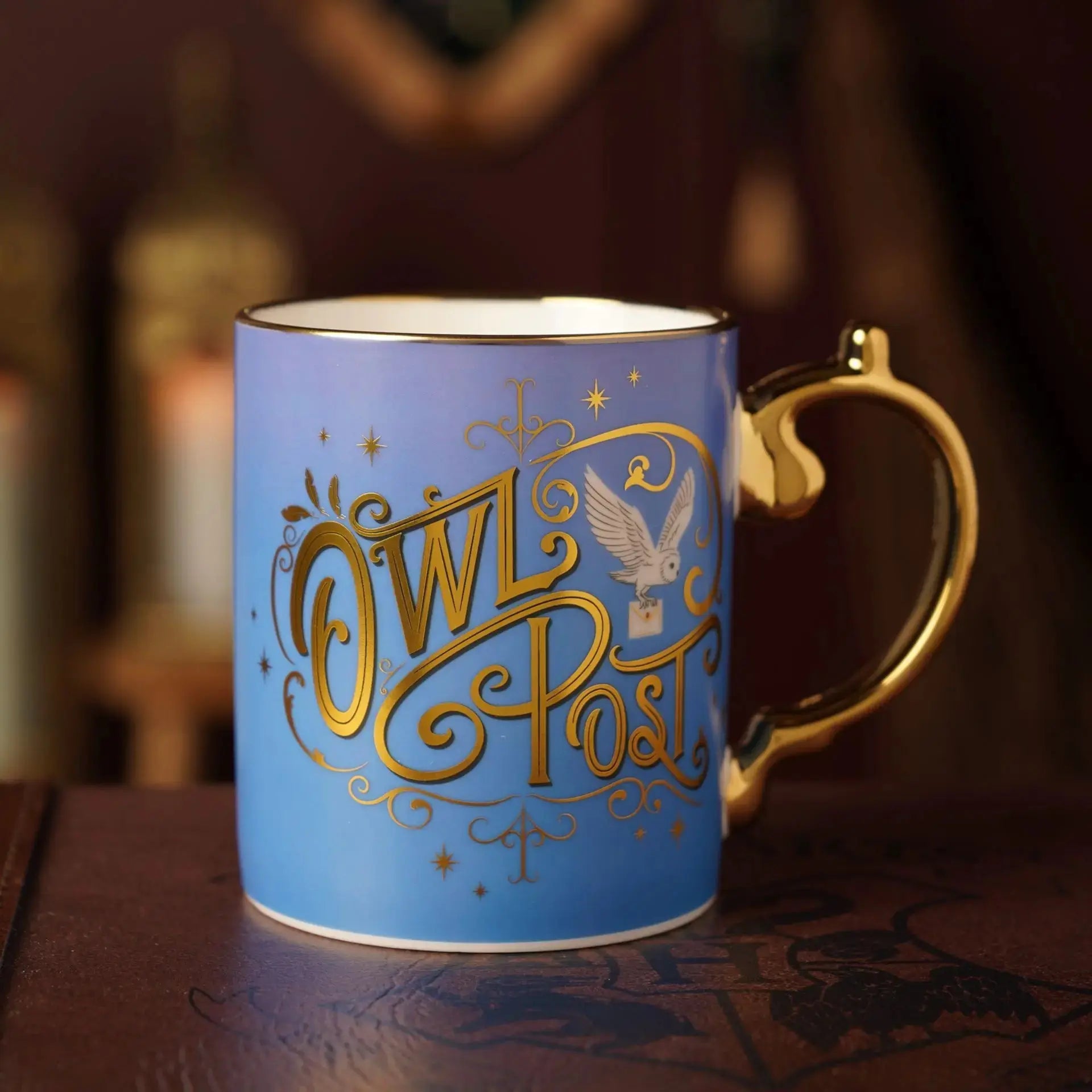 Mug Owl Post Gold Edition -  La boutique Aux 2 Balais