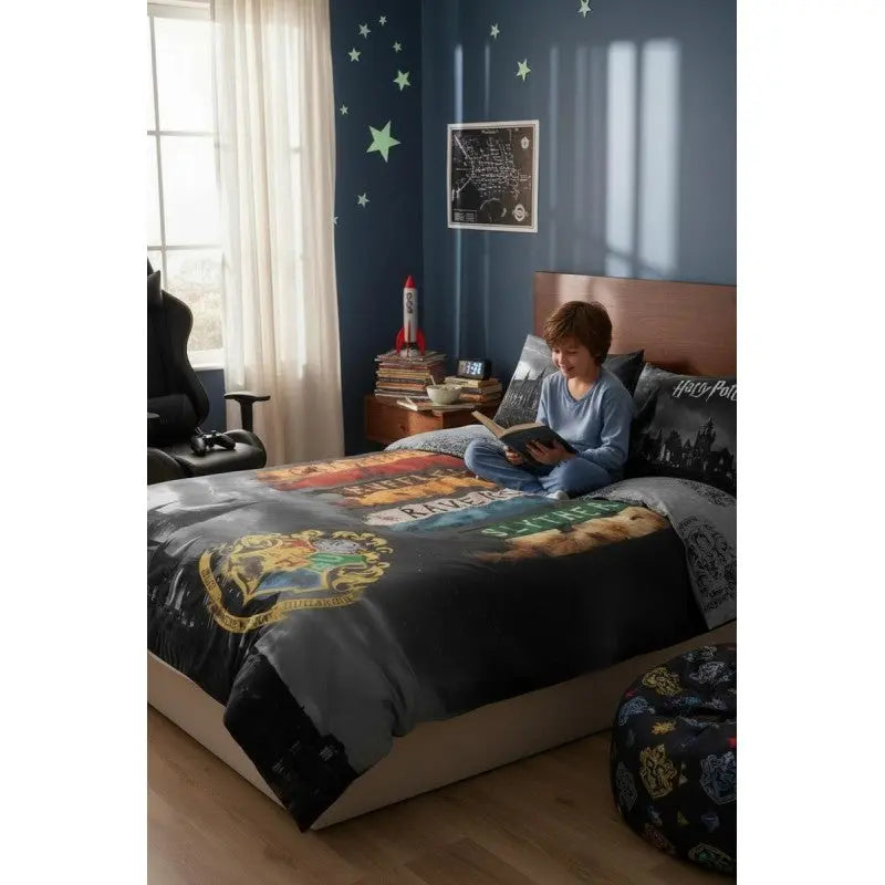Parure de lit Harry Potter Hogwarts Noire - 100% Coton 140x200 -  La boutique Aux 2 Balais