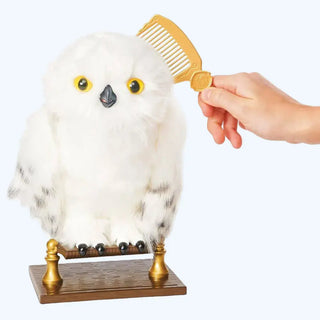 Peluche Interactive Hedwige Harry Potter 30 cm - Réagit Voix + 15 Sons Mouvements -  La boutique Aux 2 Balais