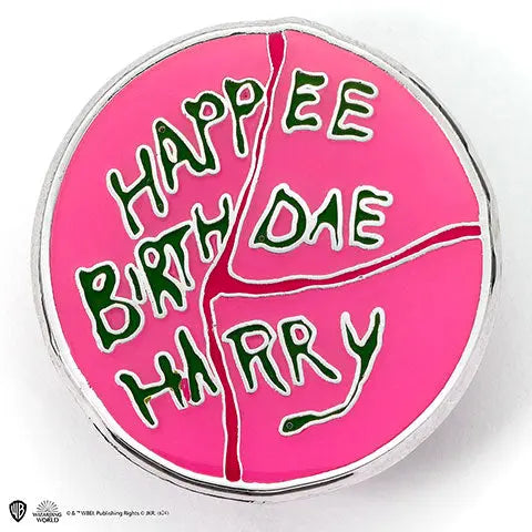Pin's gâteau Happee Birthdae -  La boutique Aux 2 Balais