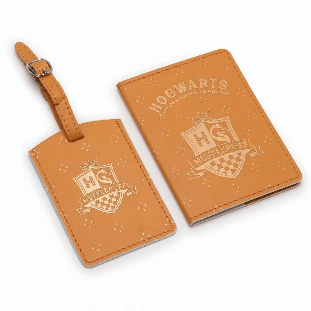Porte-Passeport et Étiquette Bagage Poufsouffle - Cuir PU -  La boutique Aux 2 Balais