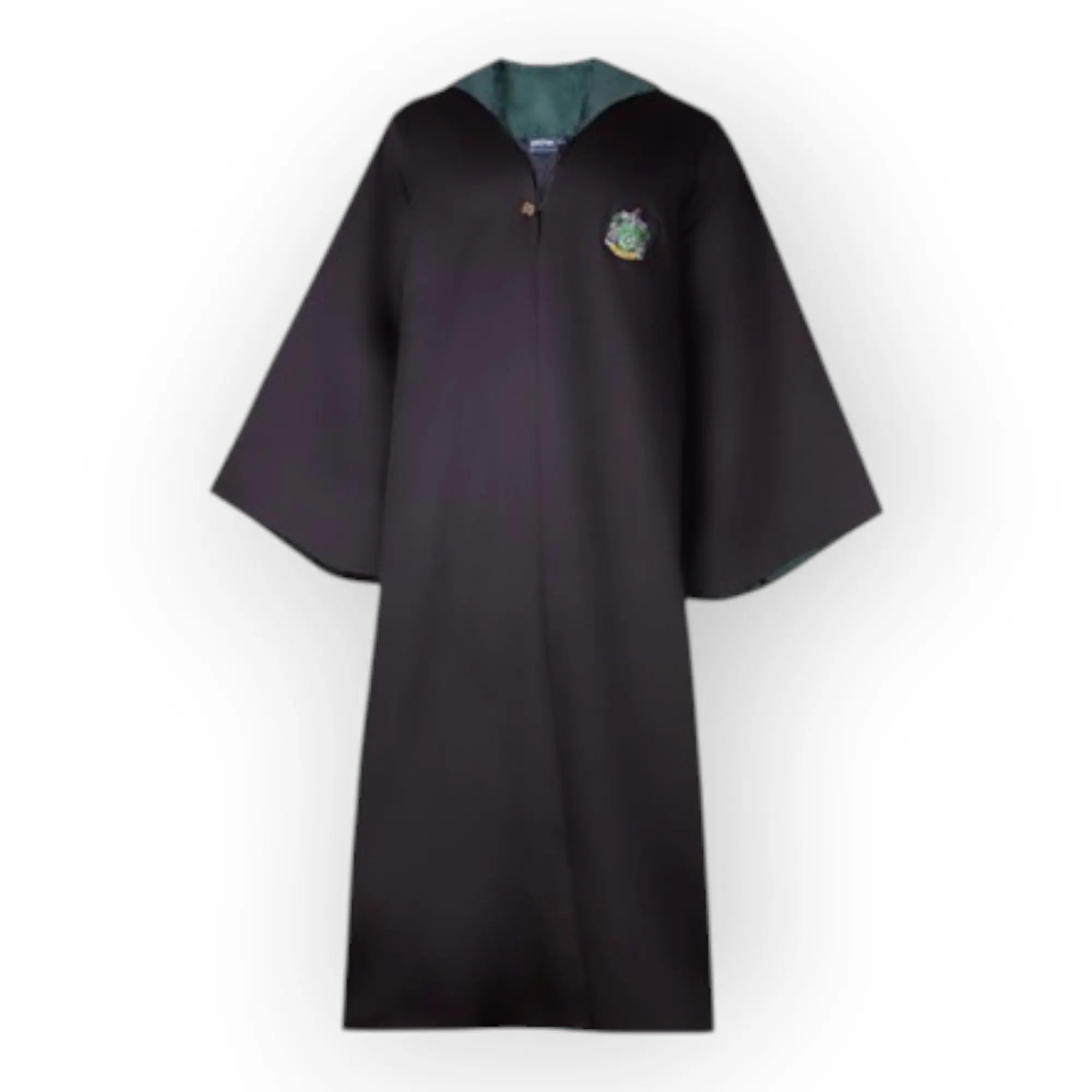 La boutique Aux 2 Balais Robe de sorcier enfant Serpentard noire avec doublure verte, écusson brodé, 100% polyester.