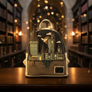 Sac à dos Loungefly Hogwarts Harry Potter -  La boutique Aux 2 Balais