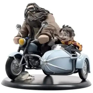Statuette Hagrid et Harry Potter -  La boutique Aux 2 Balais