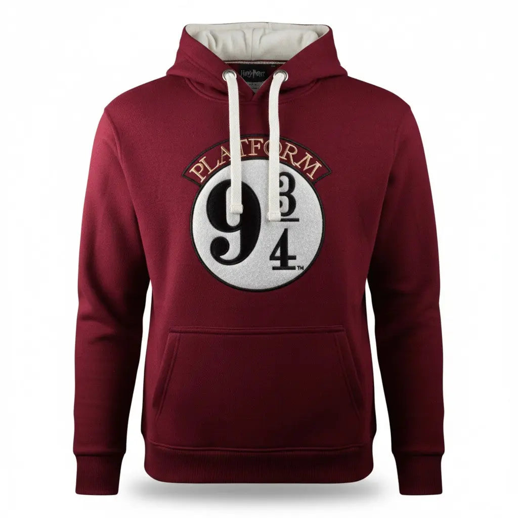La boutique Aux 2 Balais Sweatshirt bordeaux Poudlard Express Voie 9¾ Harry Potter avec patch brodé, capuche et poche kangourou.