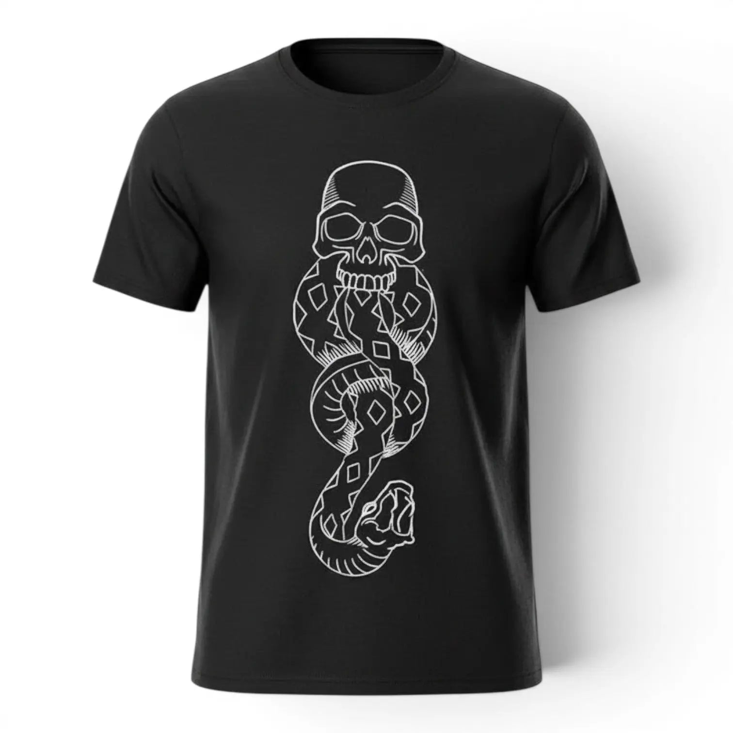 La boutique Aux 2 Balais T-shirt noir homme polyester avec motif Dark Mark (crâne et serpent) blanc, col rond, coupe standard.