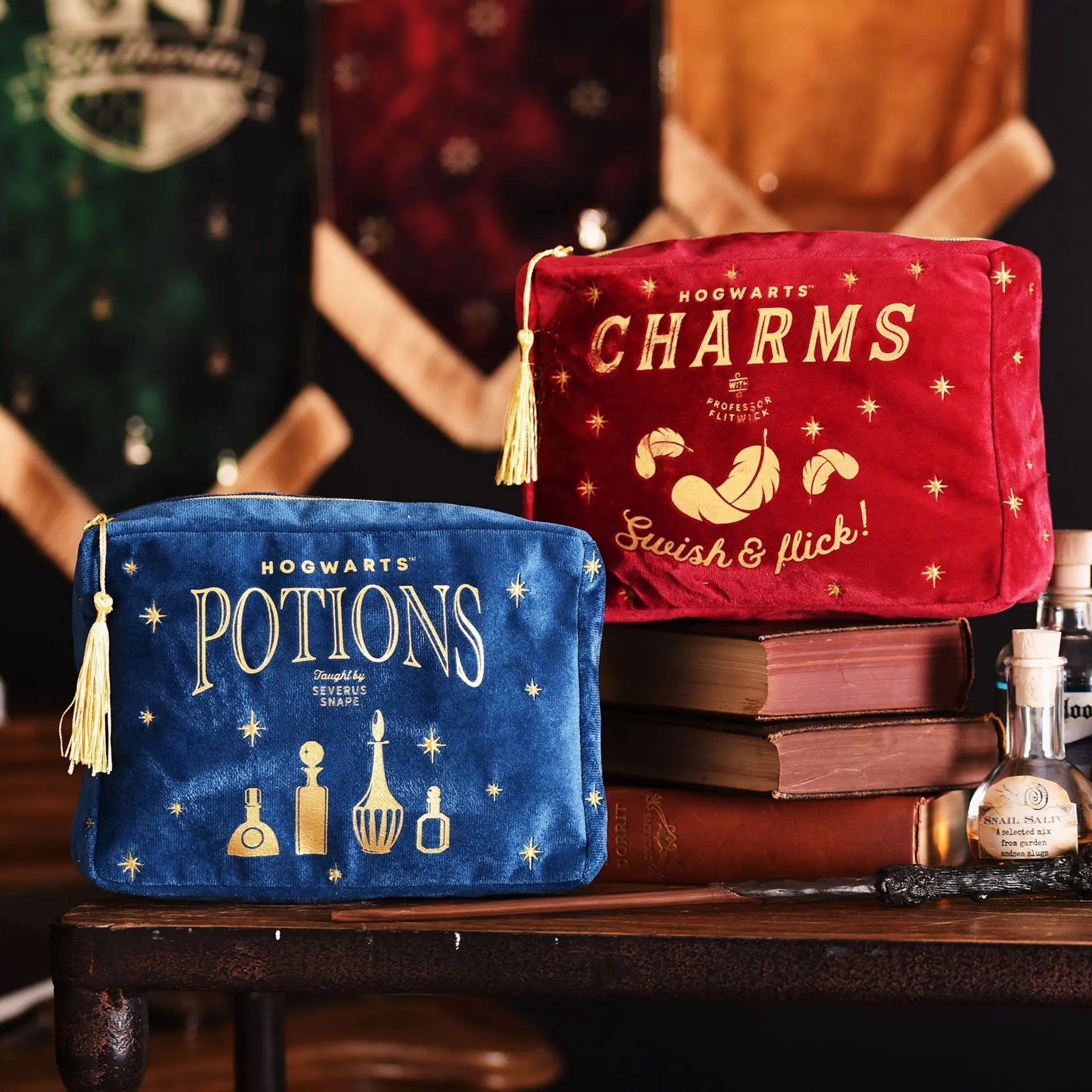 trousse de toilette élégante en tissu Charms
