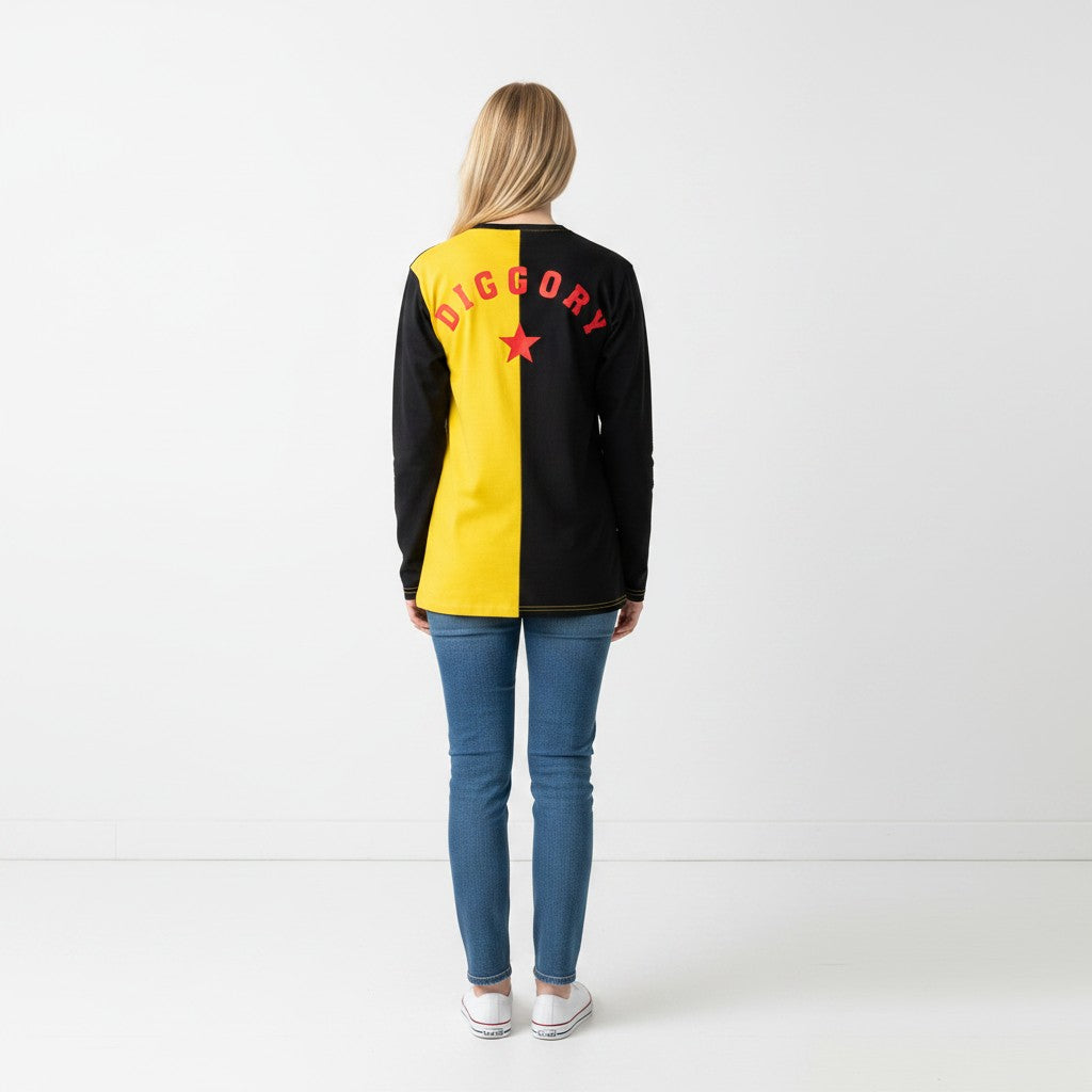 Vue arrière du t-shirt La boutique Aux 2 Balais Cédric Diggory bicolore jaune et noir avec inscription rouge