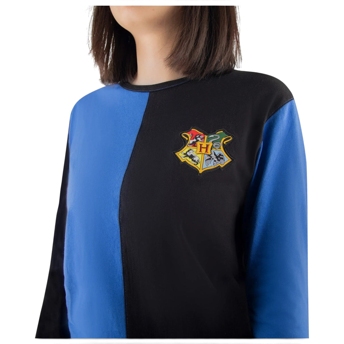 T-shirt La boutique Aux 2 Balais Serdaigle bleu et noir avec écusson Poudlard, réplique officielle Harry Potter